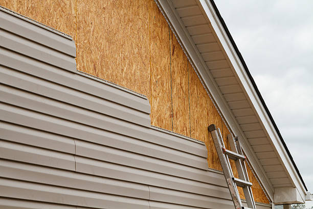 24/7 Emergency Vinyl Siding experts in Camden, NC